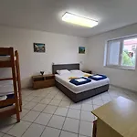 Letovisce Primarija Kurta Kanclerja Hostel